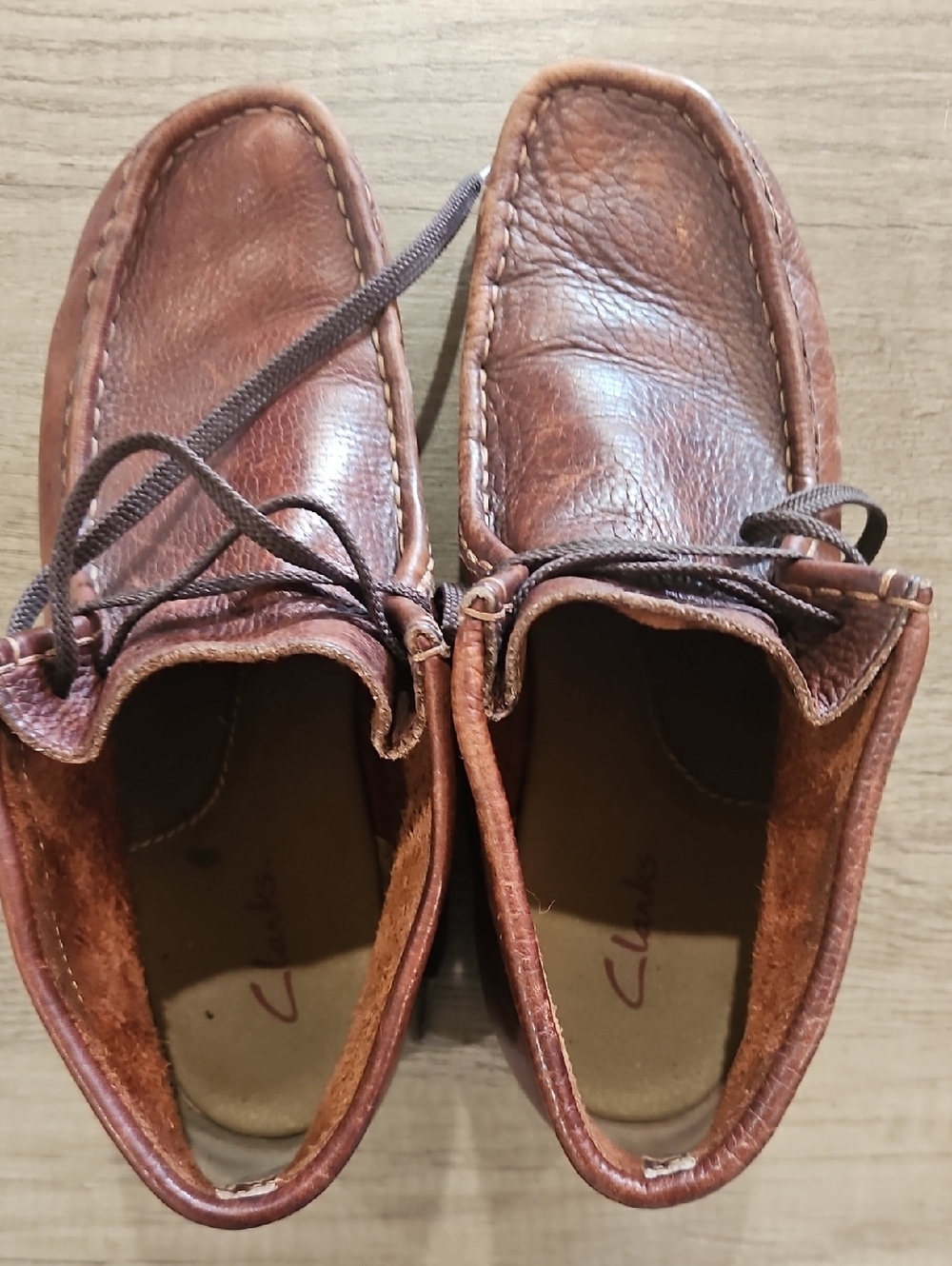 Clarks Men’s Brown Leather Chukka Boots with Tan Crepe Sole 10.5/11 - Picture 9 of 11
